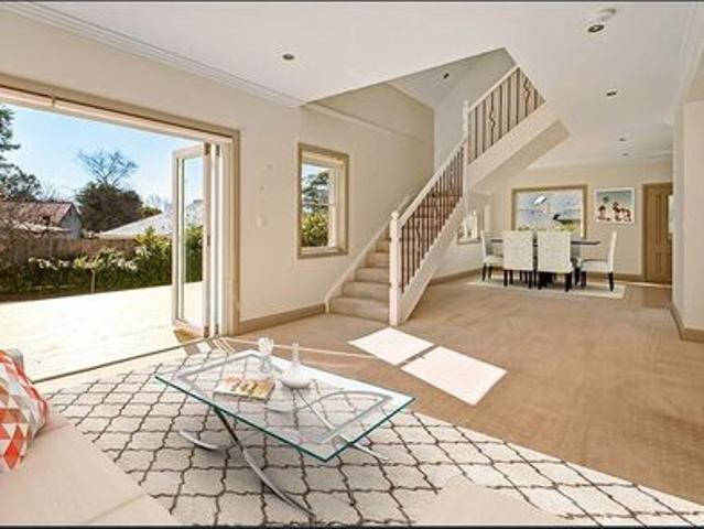 Townhouse for rent in Manchester Square, New South Wales