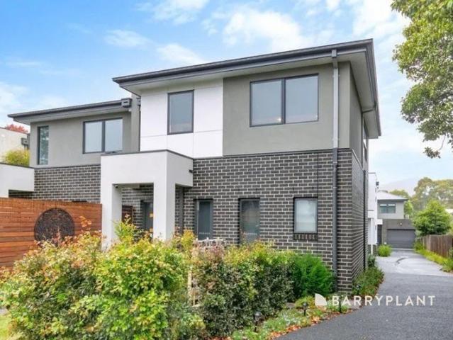 Townhouse for sale in Camerons Creek, Victoria