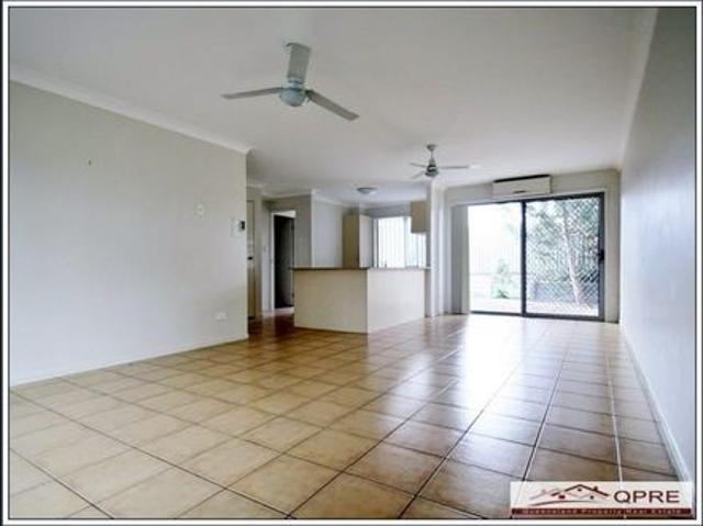 Townhouse for rent in Toombul, Queensland