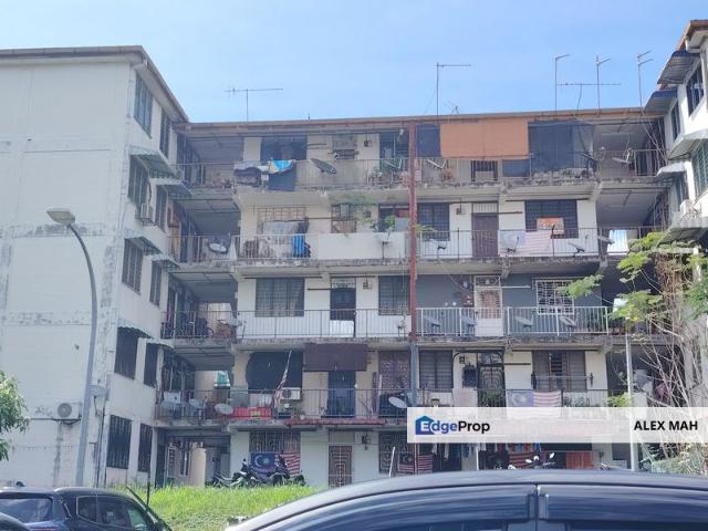 Flat for sale in Country Heights Damansara, Kuala Lumpur