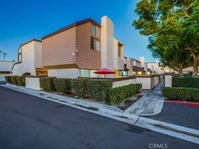 Condo for sale in Cypress, California