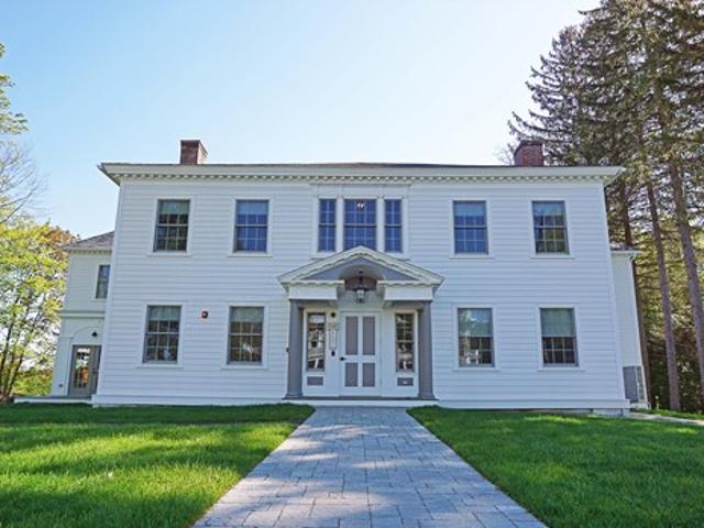 Apartment for rent in Lenox