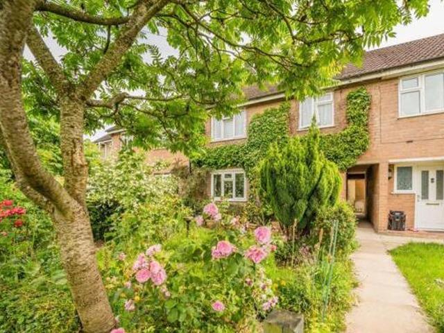 House for sale in Sutton Green, Woking