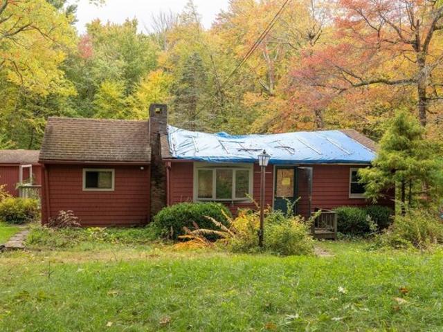 House for sale in Wales, Hampden County
