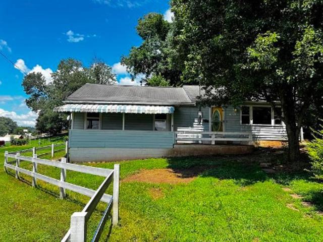 House for sale in Nitro, West Virginia