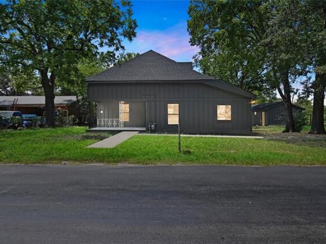 House for sale in Eustace, Texas