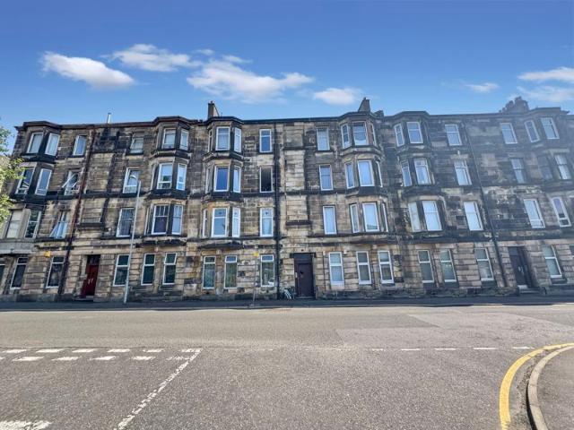 Apartment for rent in Castlehead, Glenburn