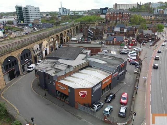 House for sale in Castlegate, Sheffield