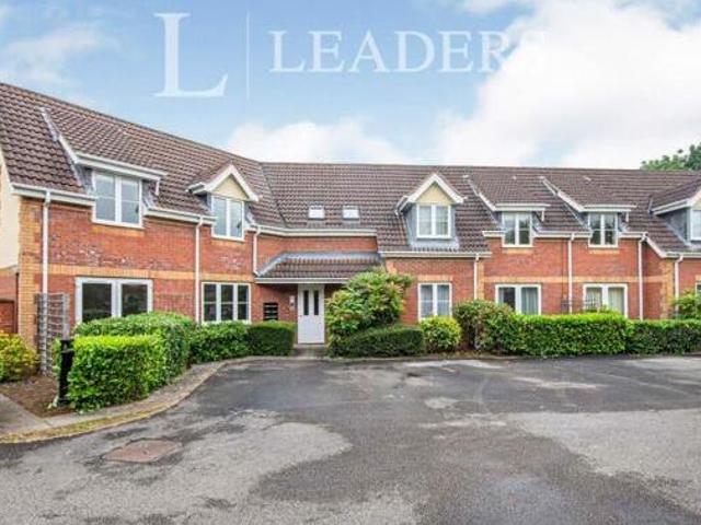 House for rent in Green Close, Warwickshire