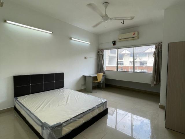Room for rent in Petaling, Subang Jaya