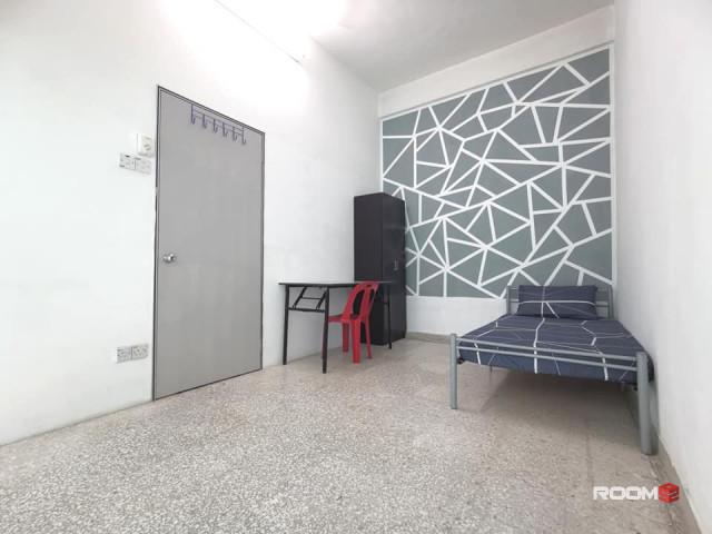 Room for rent in Petaling, Damansara Damai