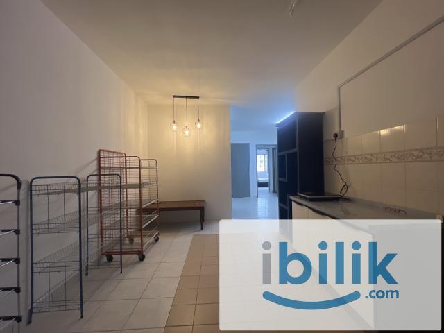 Room for rent in Petaling, Damansara Damai