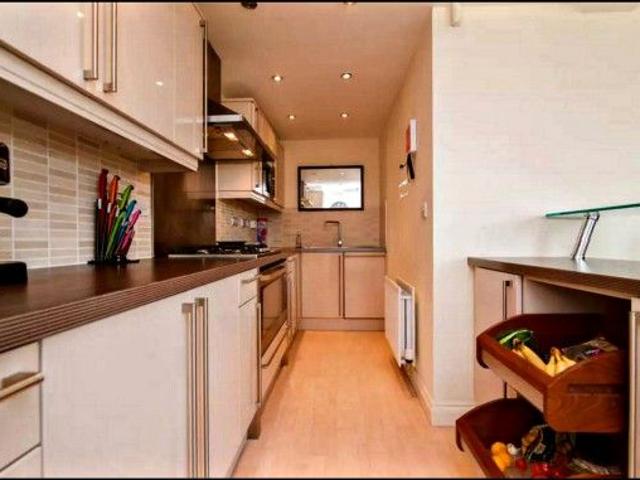 Room for rent in Roby Mill, Lancashire
