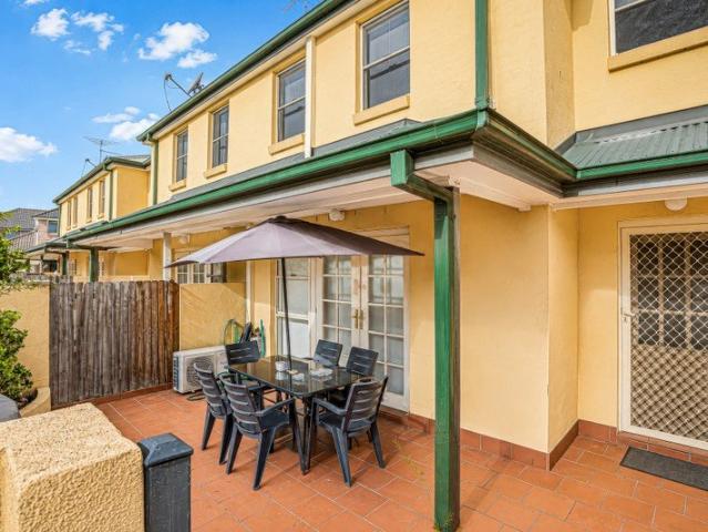 Townhouse for sale in Sydney, New South Wales