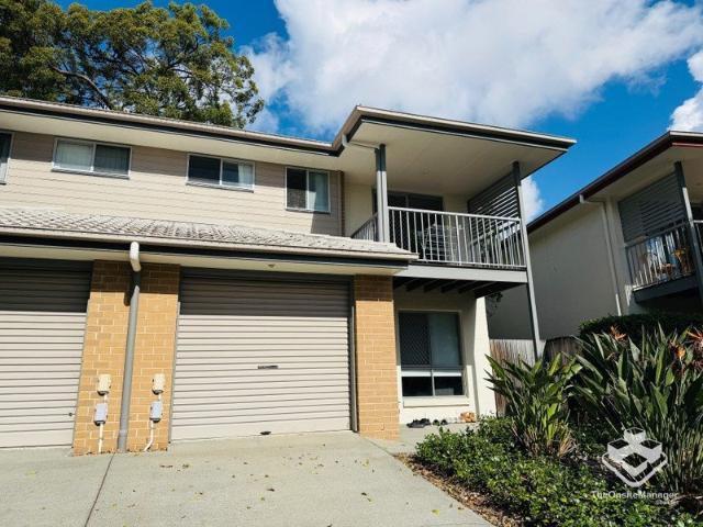 Townhouse for rent in Toombul, Queensland