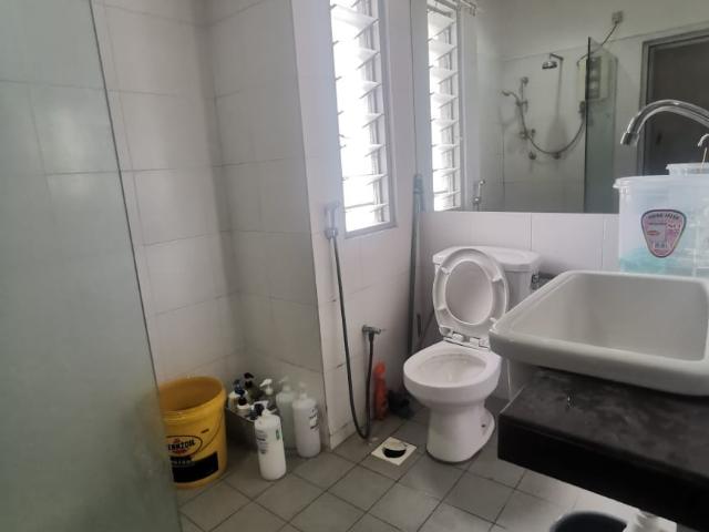 Room for rent in Petaling, Damansara Damai