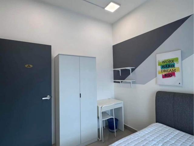 Room for rent in PJU 6, Petaling Jaya