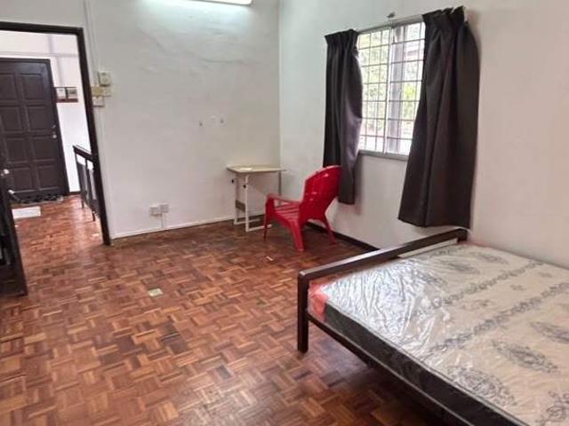 Room for rent in Puchong, Majlis Bandaraya Subang Jaya