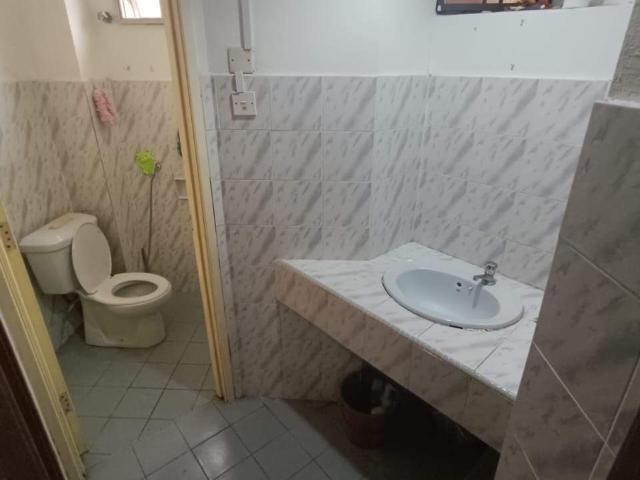 Room for rent in Petaling, Alam Impian
