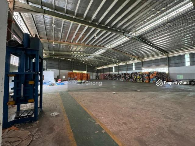 Shop for rent in Country Heights Damansara, Kuala Lumpur