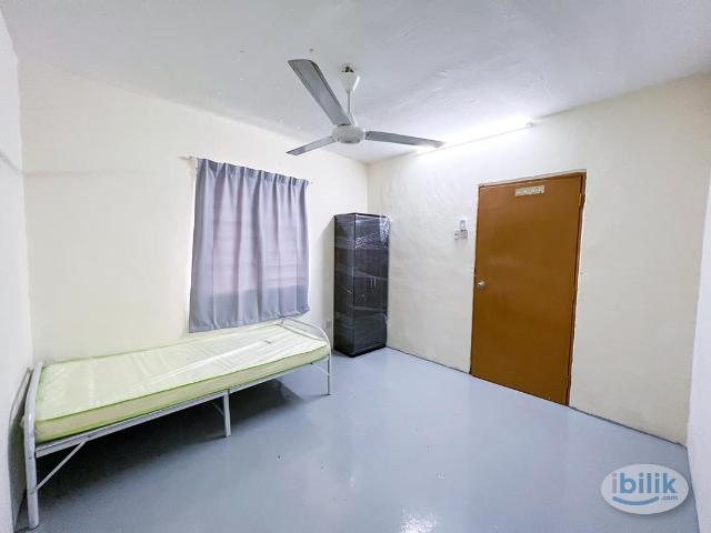 Room for rent in Petaling, Damansara Damai