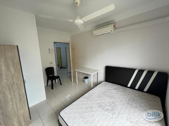 Room for rent in Petaling, Damansara Damai