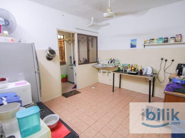 Room for rent in Petaling, Damansara Damai