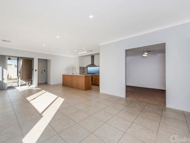 House for rent in Golden Bay, Western Australia
