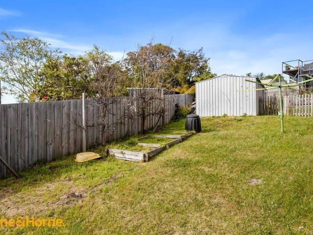 Apartment for rent in Blackmans Bay, Tasmania