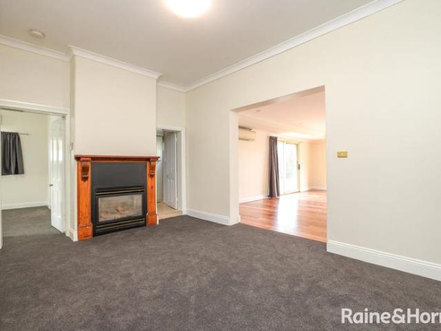 House for rent in Bathurst, New South Wales