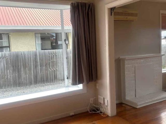 House for rent in Chaslands, Canterbury