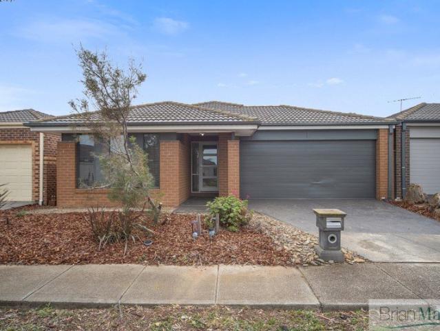 House for sale in Manor Lakes, Melbourne
