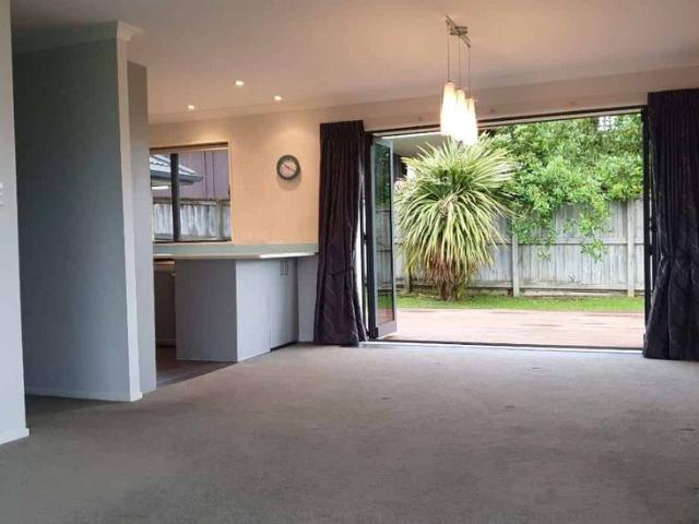 House for rent in Awhitu, Oroua County