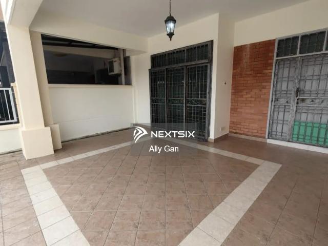 Residential House for rent in Country Heights Damansara, Kuala Lumpur