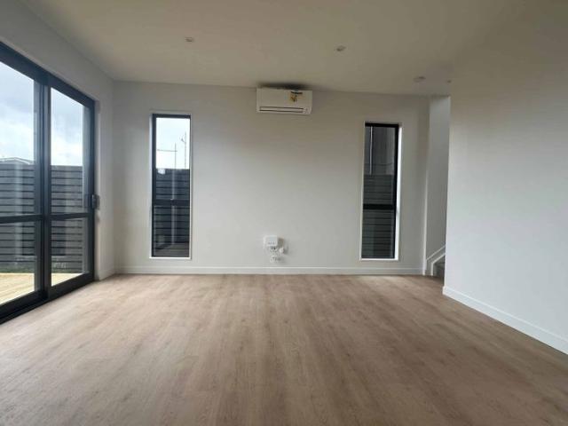 House for rent in Whangaparaoa