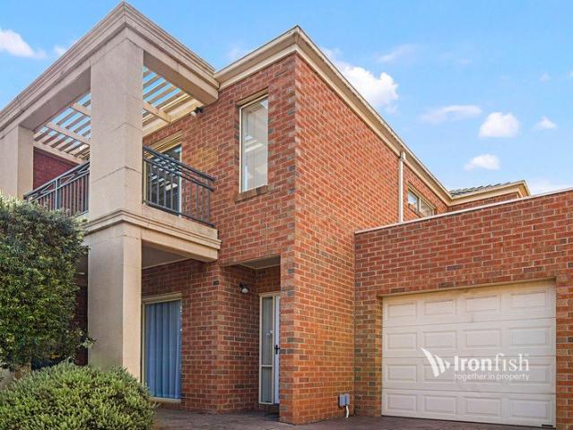 Townhouse for rent in Mitcham, Melbourne