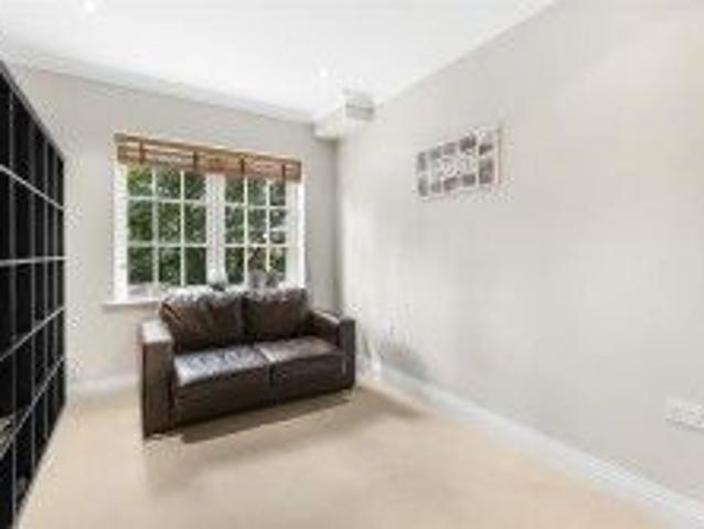 Apartment for rent in Letchmore Heath, Aldenham