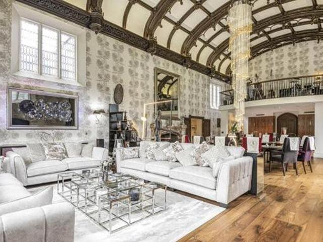 House for sale in Radlett, Hertfordshire