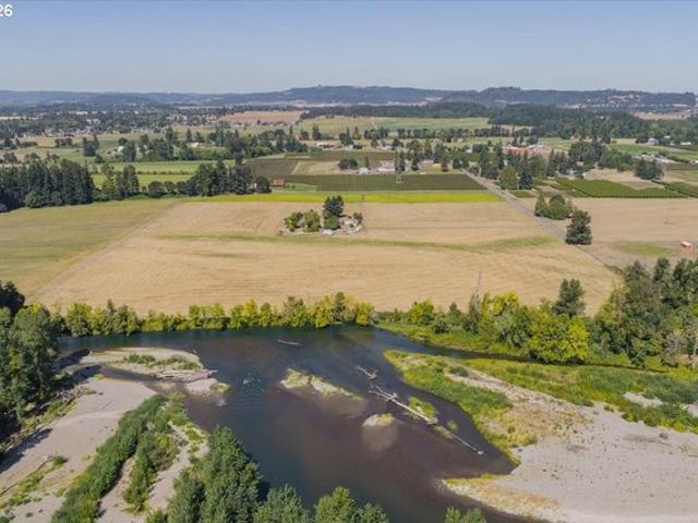 Farm for sale in Oregonia