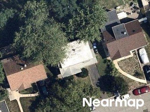 House for sale in Avenel, New Jersey