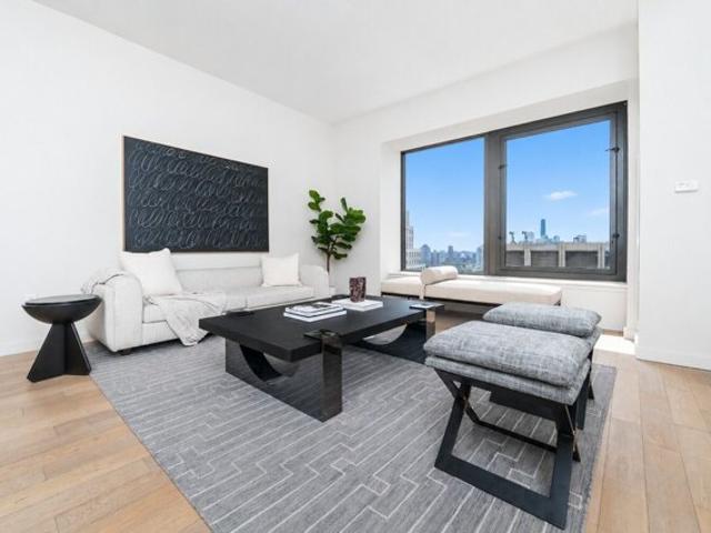 Condo for sale in Arverne, New York