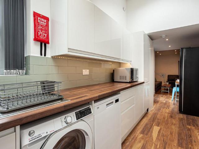 House for rent in Georgia, Greater Manchester