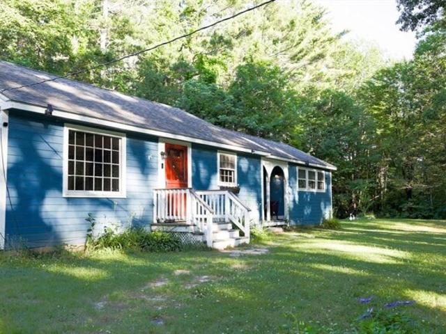 House for sale in Townsend, Massachusetts