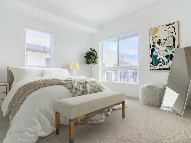 Apartment for rent in Canoga Park, California