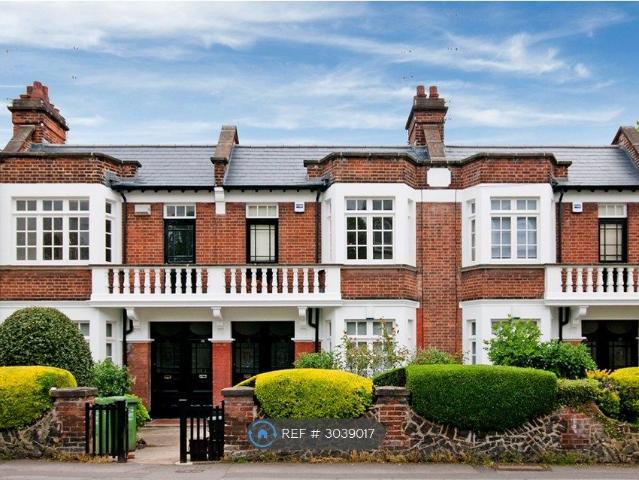 House for rent in Highbury, Greater London