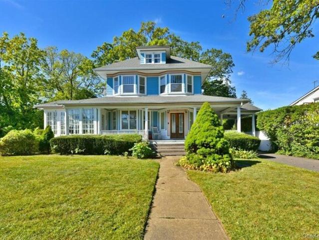 House for sale in Freeport, New York