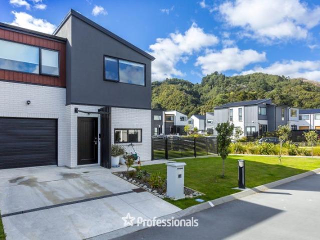 House for rent in Pauatahanui, Wellington
