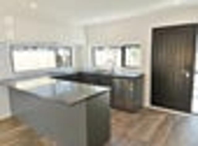 Townhouse for rent in Pauatahanui, Wellington
