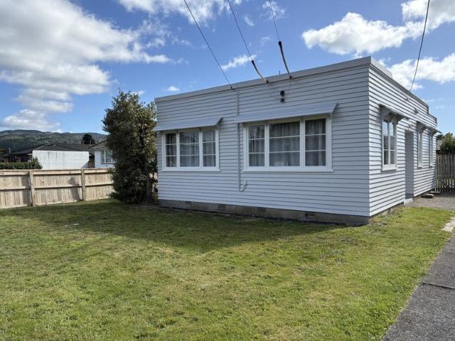 House for rent in Pauatahanui, Wellington