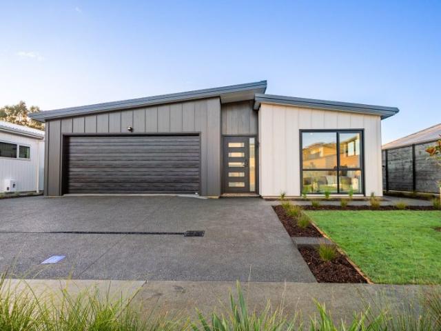 House for rent in Pauatahanui, Wellington